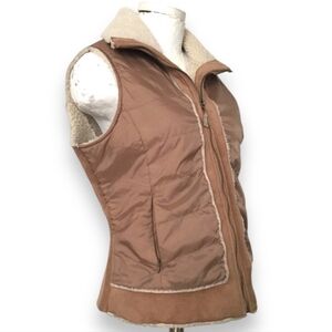 AZIZ Tan Faux Shearling Zip Front Vest Sz M